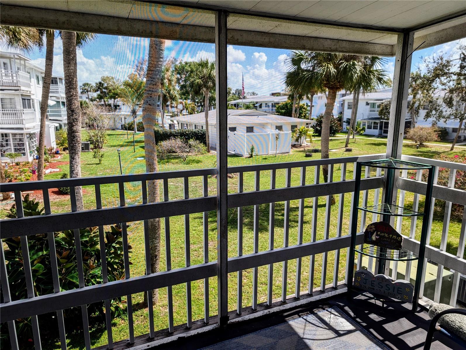 BAYSHORE GARDENS APTS 7 - Residential