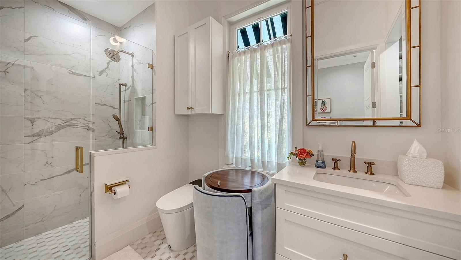 THE MOORING AT BAY POINTE - Residential