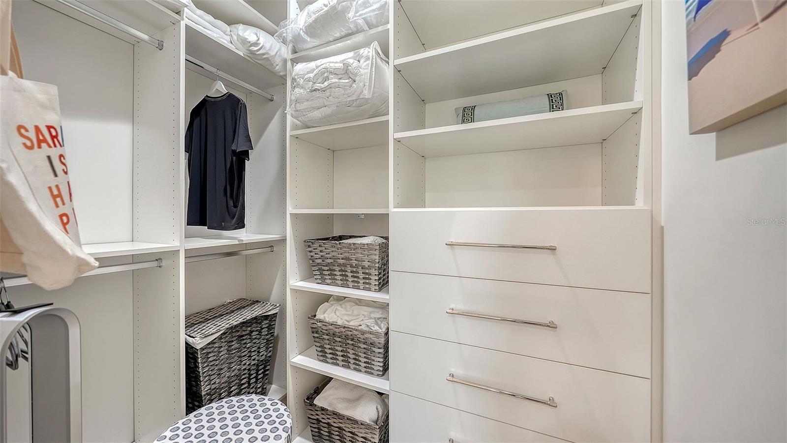 THE MOORING AT BAY POINTE - Residential