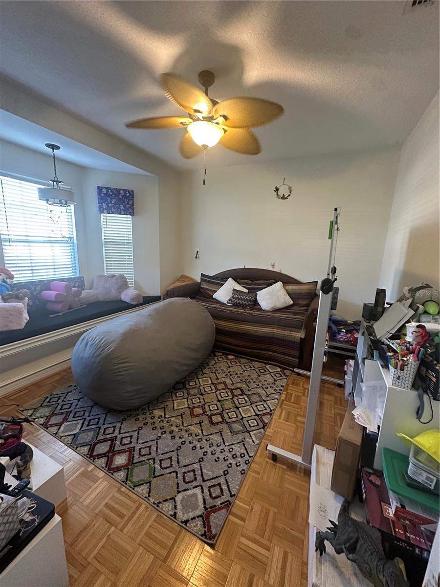 MCINTOSH LAKE - Residential Lease