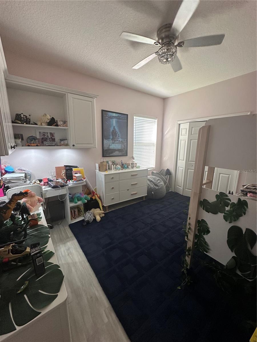 MCINTOSH LAKE - Residential Lease