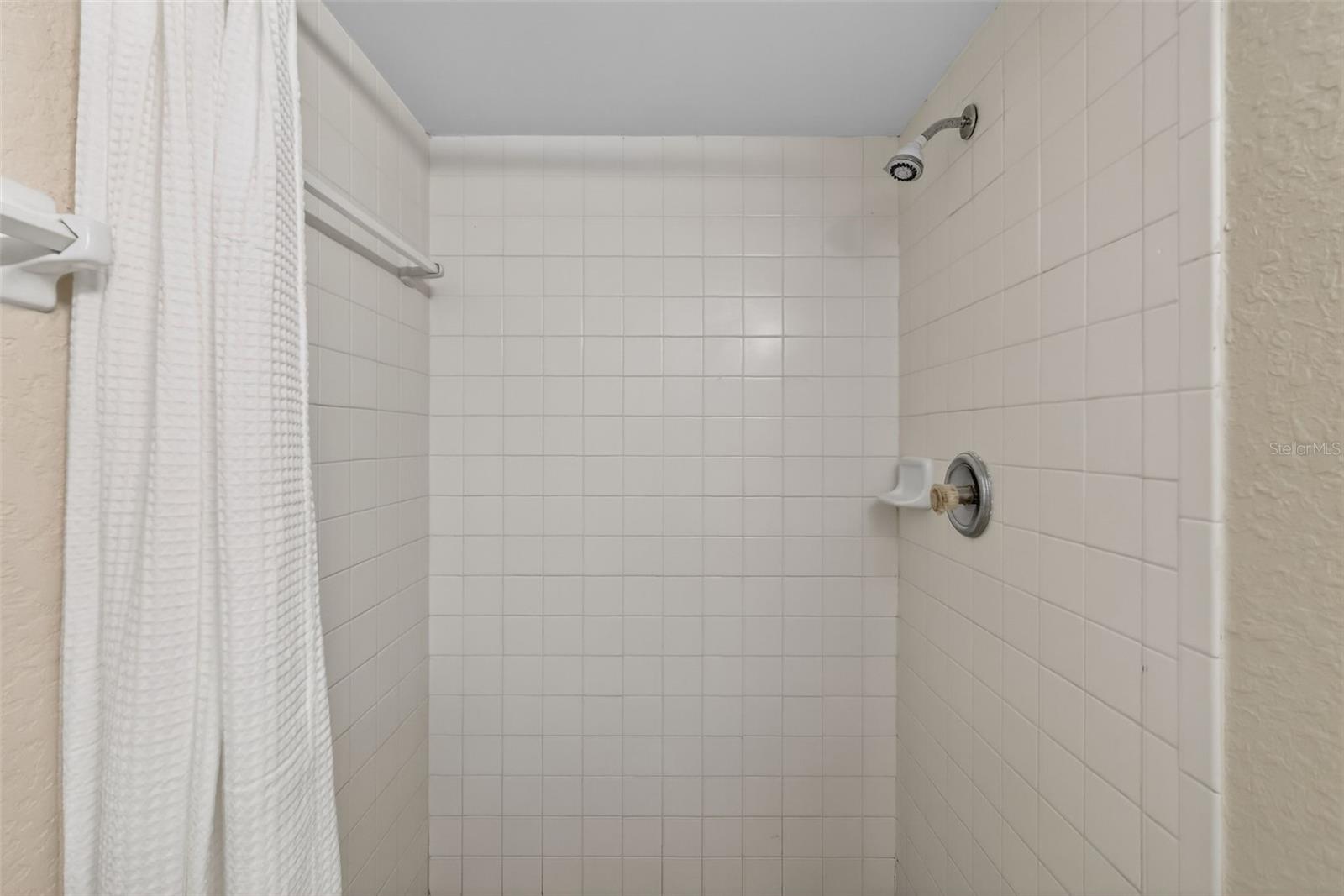 LEESBURG SPANISH OAKS CONDO - Residential