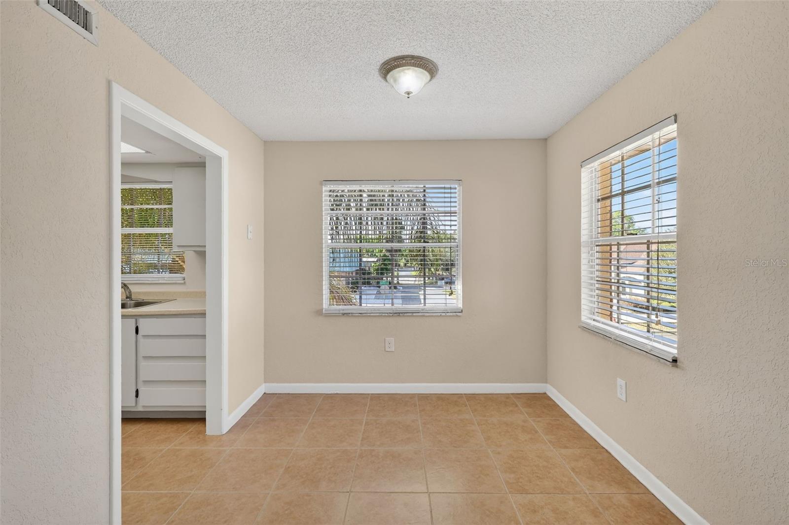 LEESBURG SPANISH OAKS CONDO - Residential