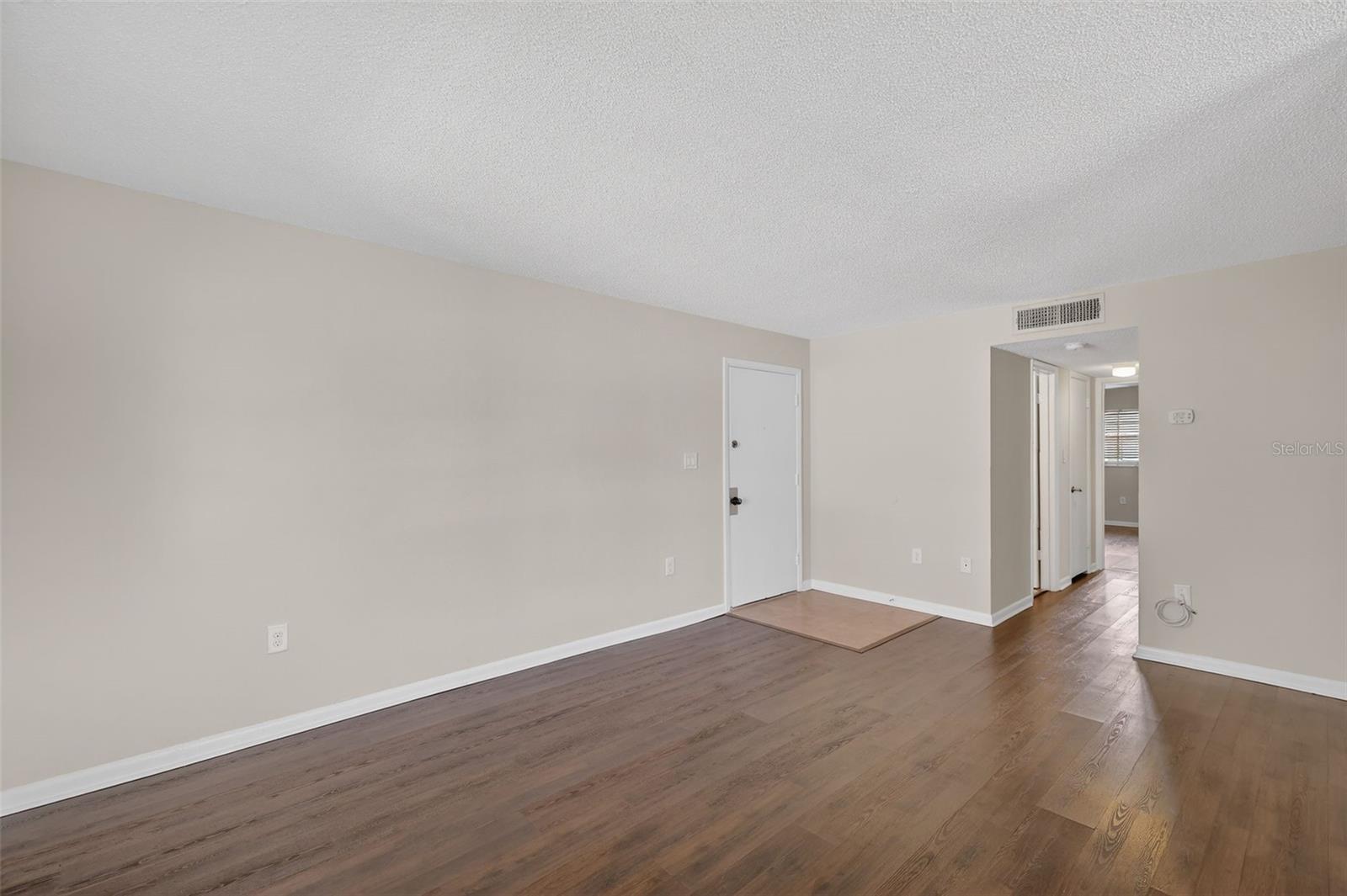 LEESBURG SPANISH OAKS CONDO - Residential