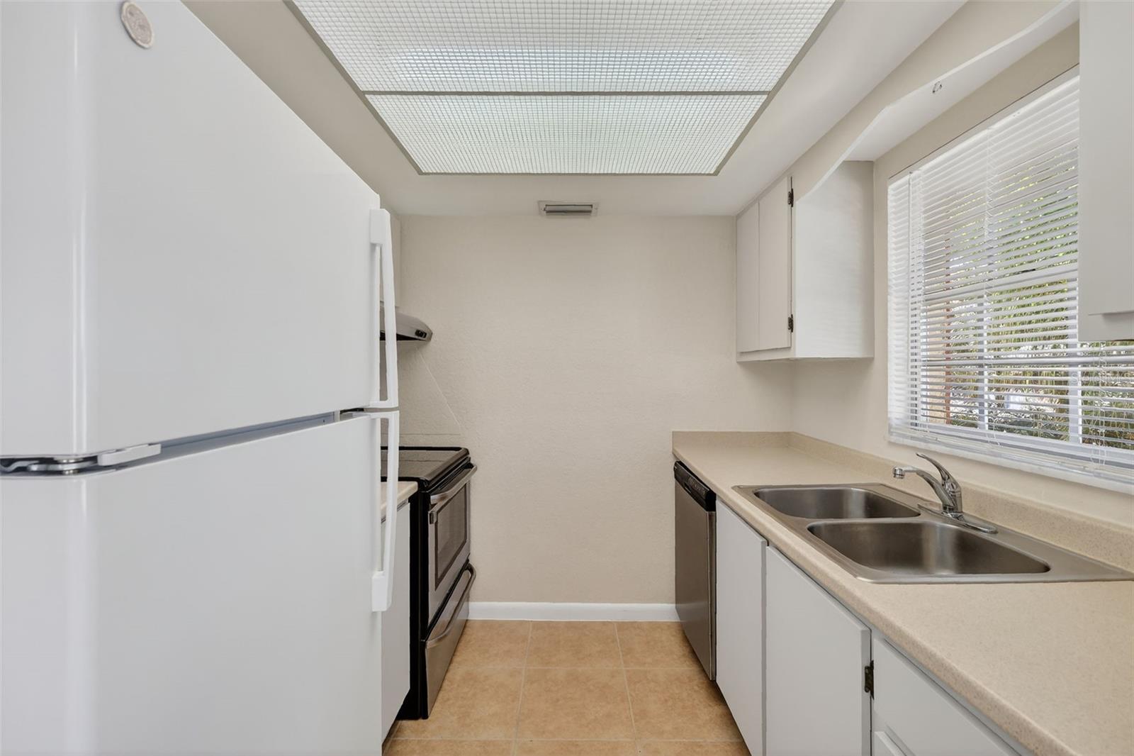 LEESBURG SPANISH OAKS CONDO - Residential