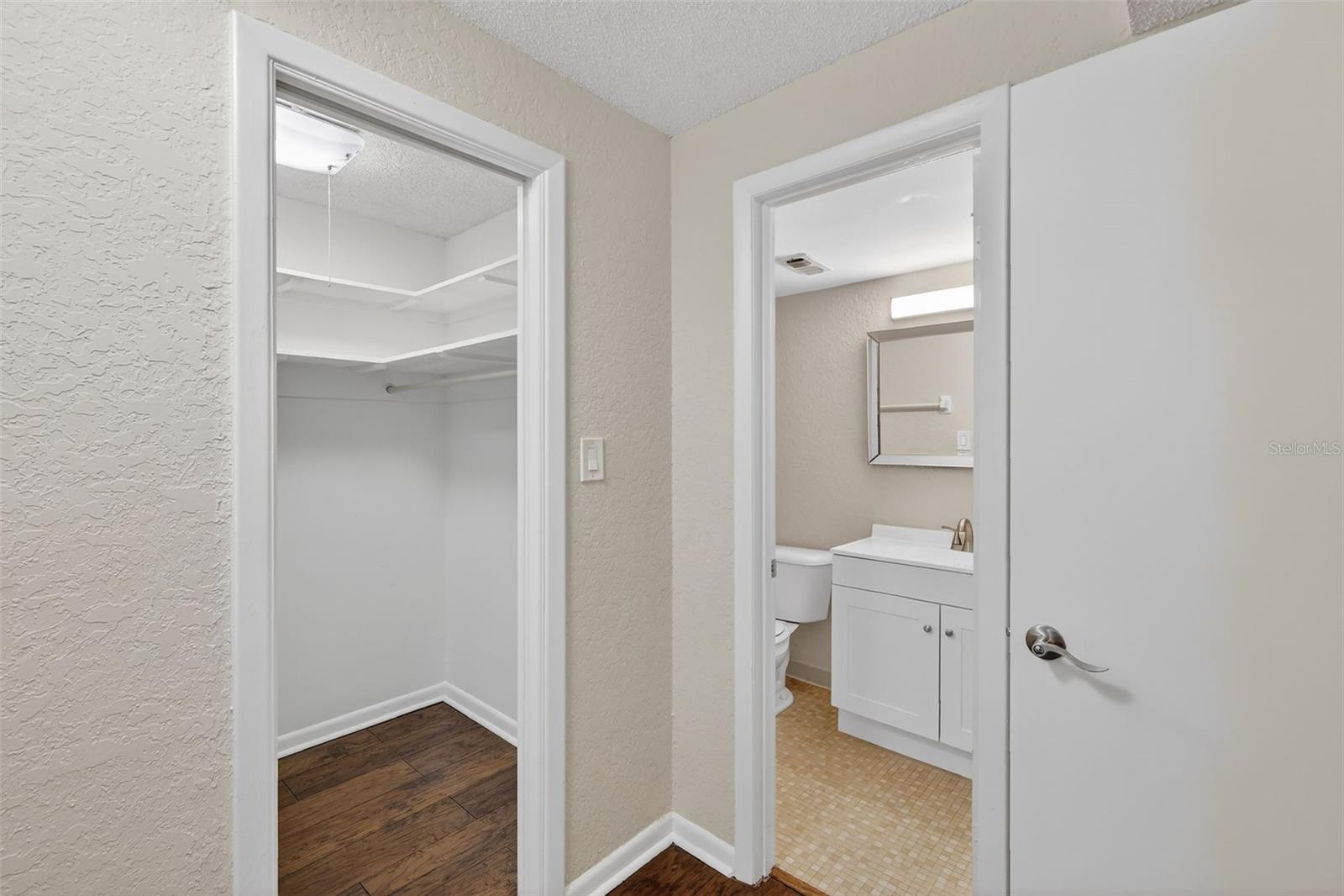 LEESBURG SPANISH OAKS CONDO - Residential