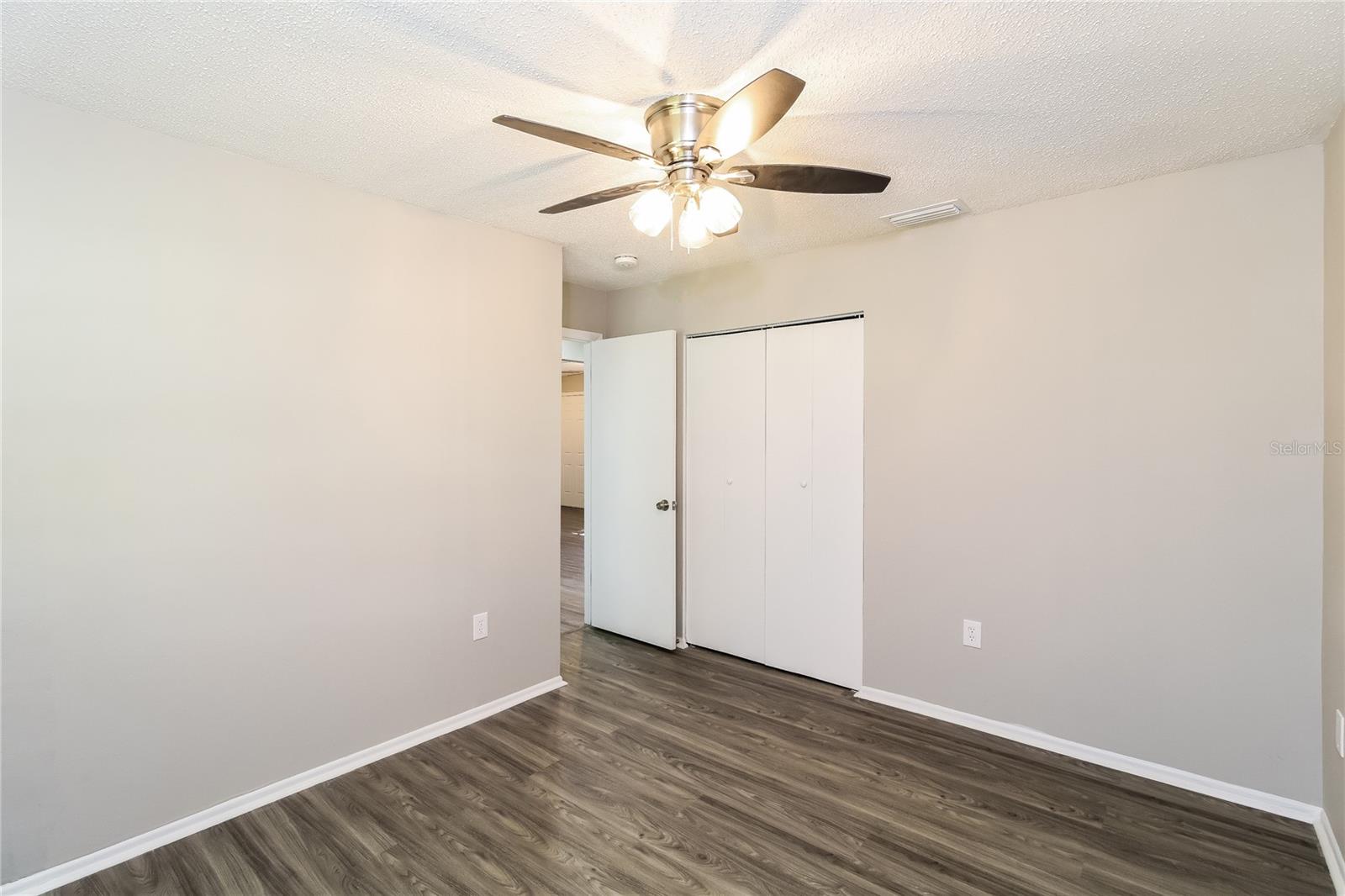 LAKE SARASOTA - Residential Lease
