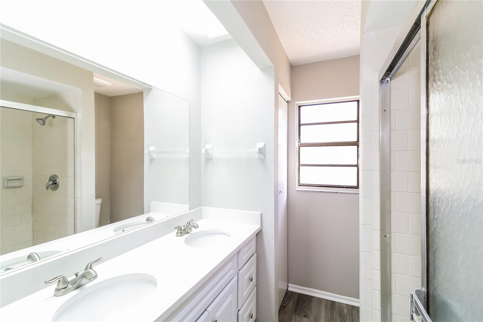 LAKE SARASOTA - Residential Lease