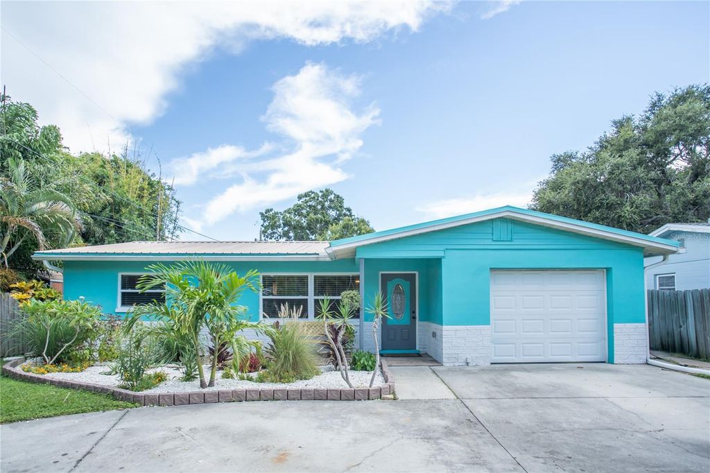 Photo of 5914 Tangerine Avenue S, Gulfport, FL 33707 (MLS # TB8428128)