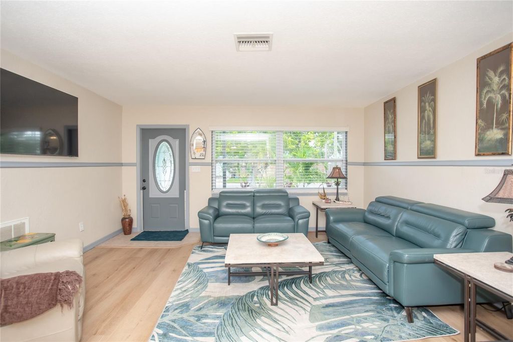 Photo of 5914 Tangerine Avenue S, Gulfport, FL 33707 (MLS # TB8428128)