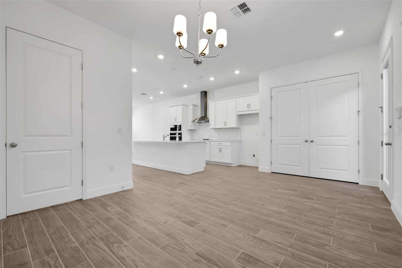 WESLYN PARK PH 2 - Residential