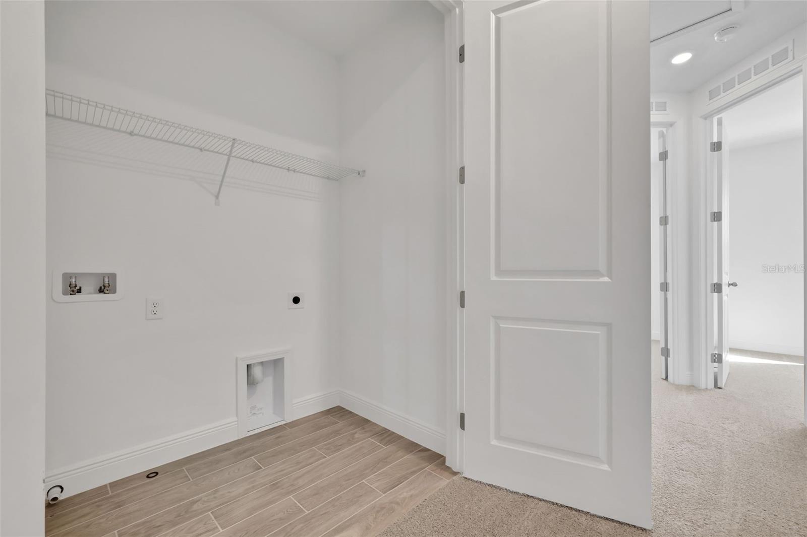 WESLYN PARK PH 2 - Residential