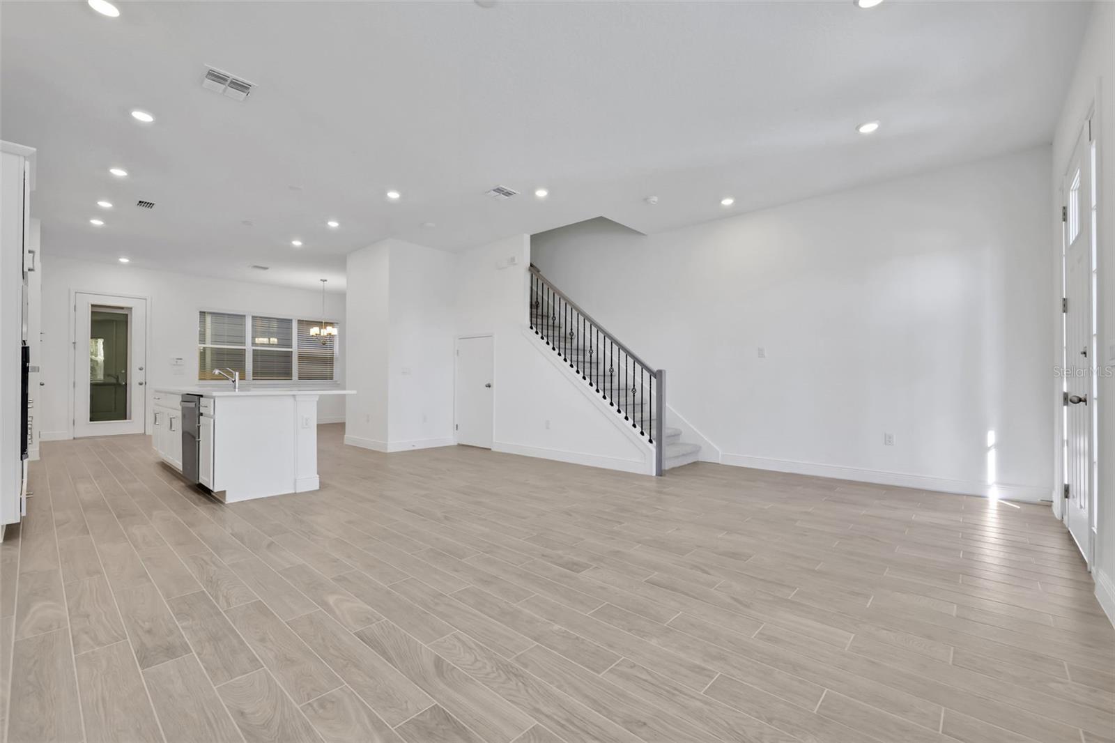 WESLYN PARK PH 2 - Residential