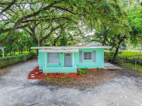 A home in TAMPA