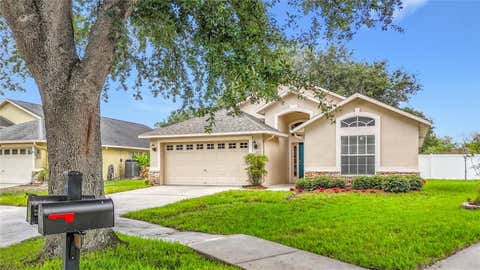 Photo of 7016 Jamestown Manor Drive, Riverview, FL 33578 (MLS # TB8525195)