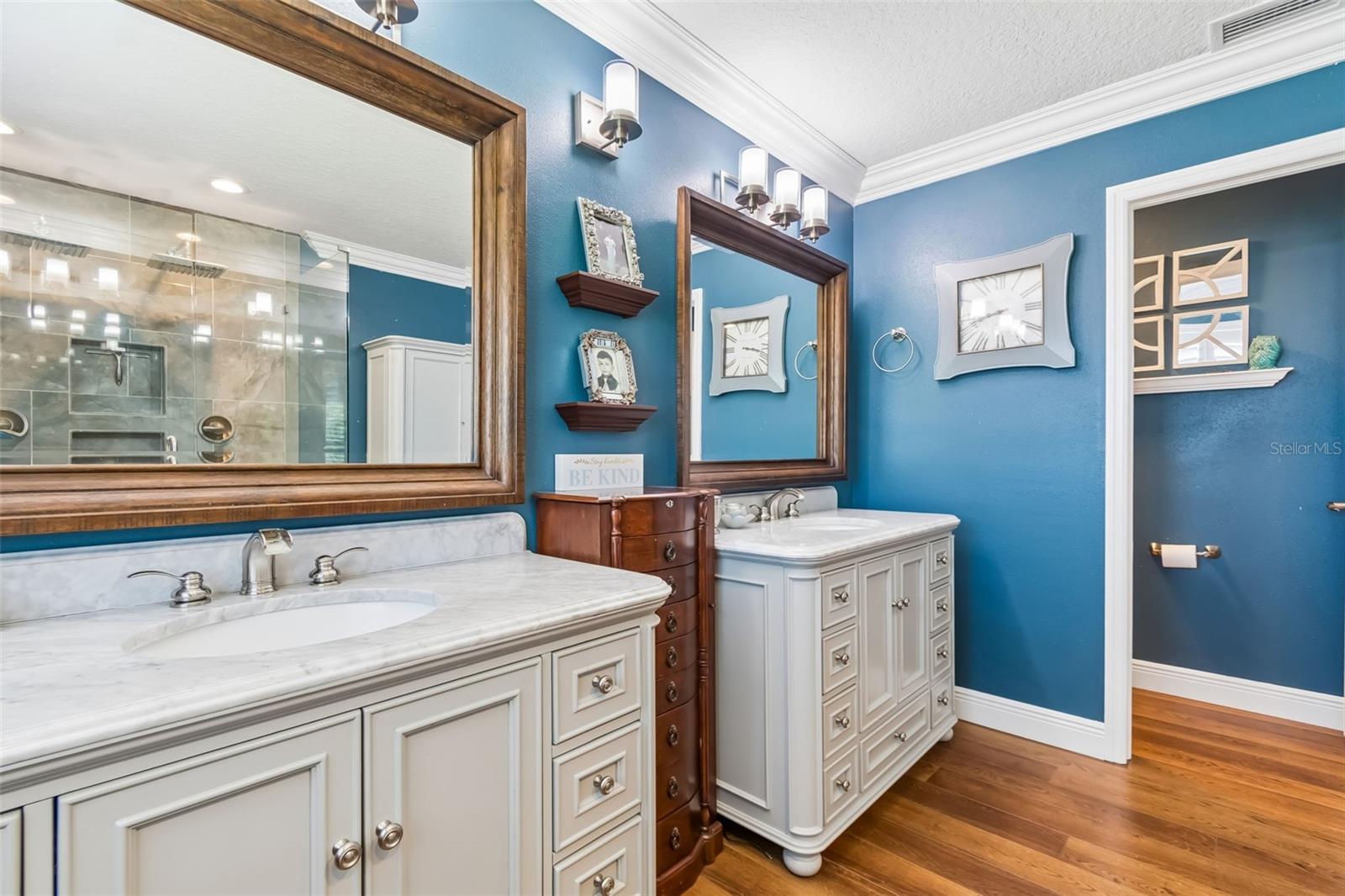 WINDSOR PARK AT THE EAGLES-FI - Residential