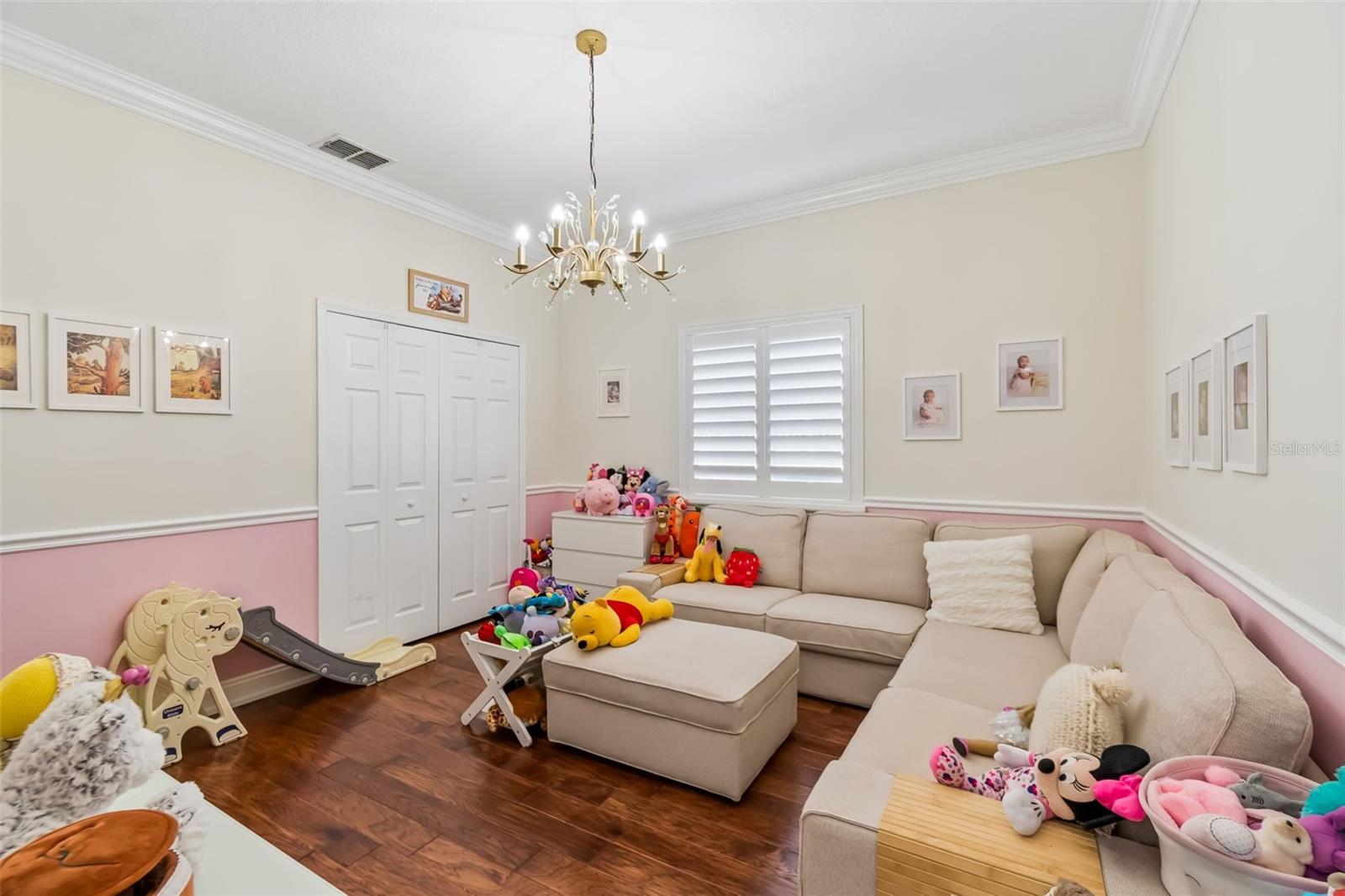 WINDSOR PARK AT THE EAGLES-FI - Residential