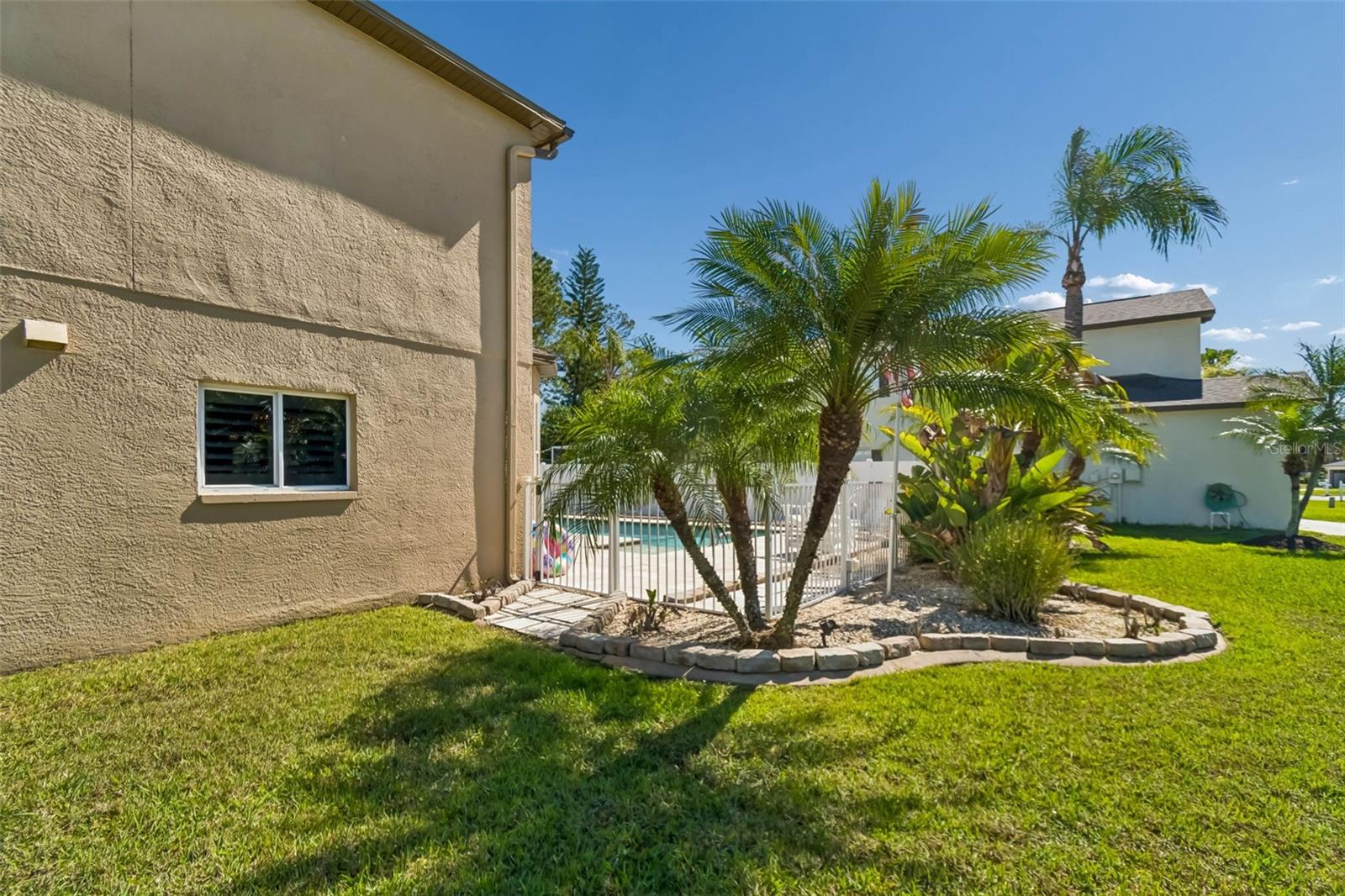 WINDSOR PARK AT THE EAGLES-FI - Residential