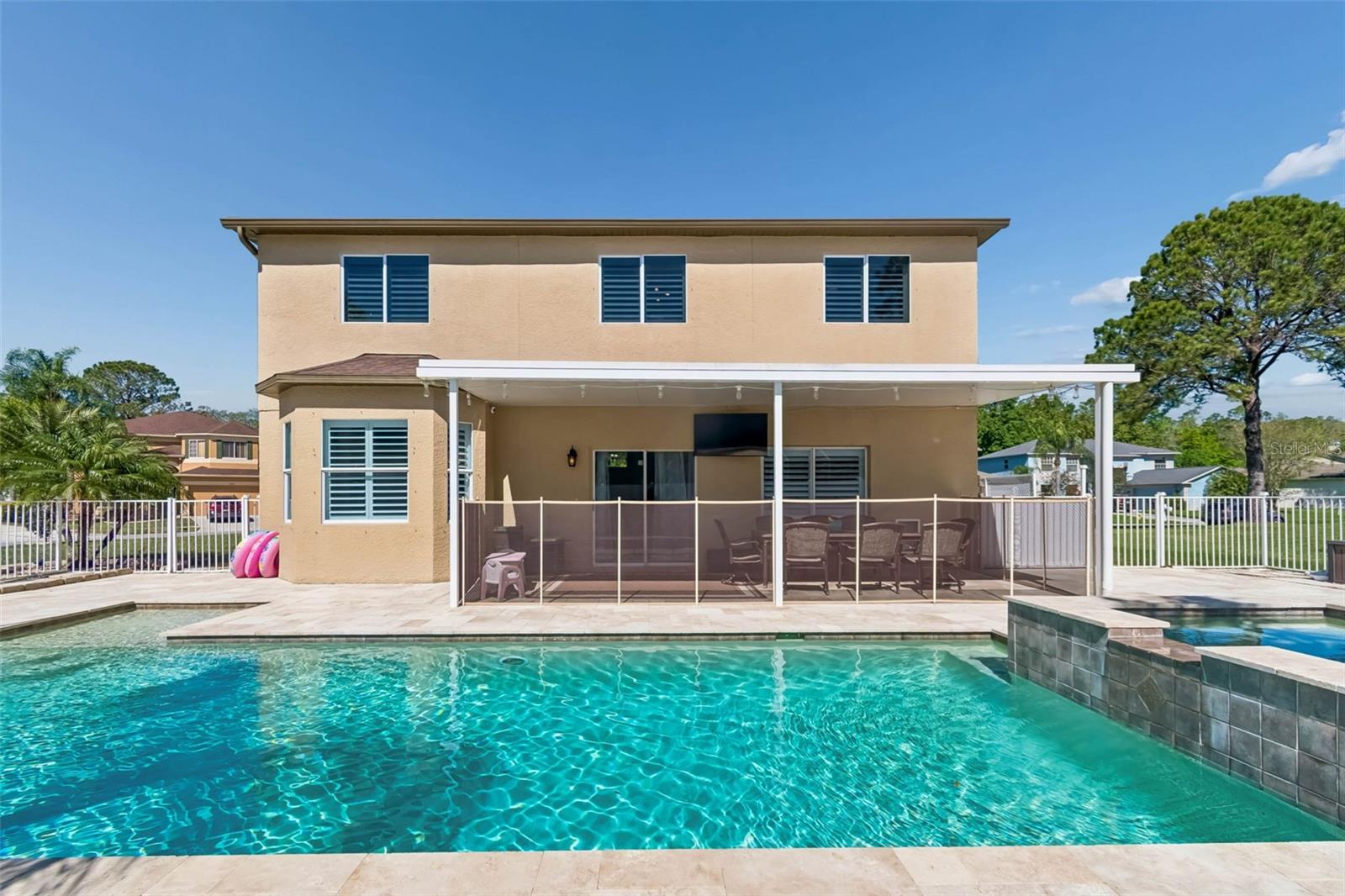 WINDSOR PARK AT THE EAGLES-FI - Residential