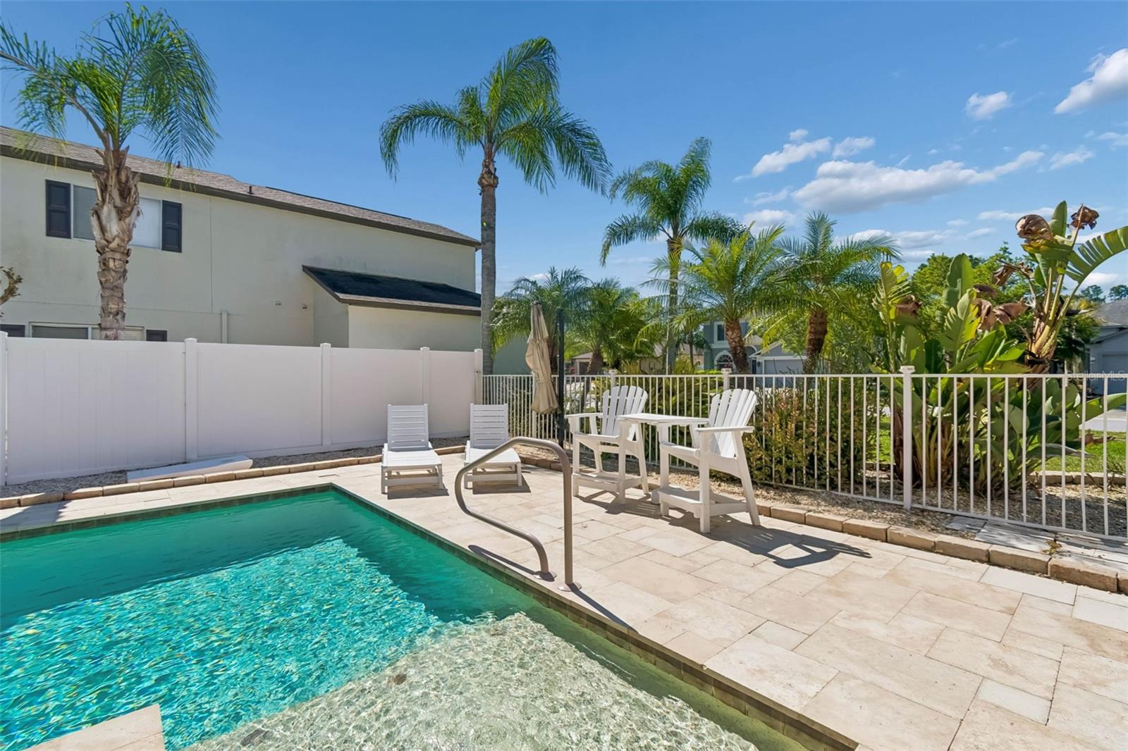 WINDSOR PARK AT THE EAGLES-FI - Residential