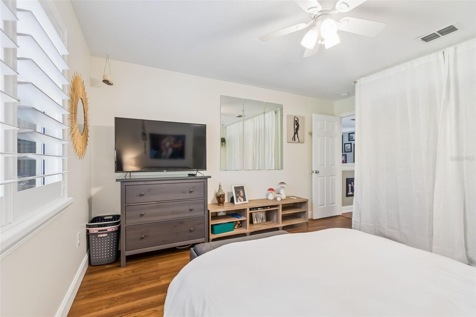 WINDSOR PARK AT THE EAGLES-FI - Residential