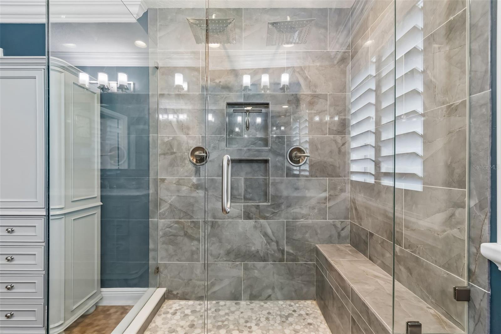 WINDSOR PARK AT THE EAGLES-FI - Residential