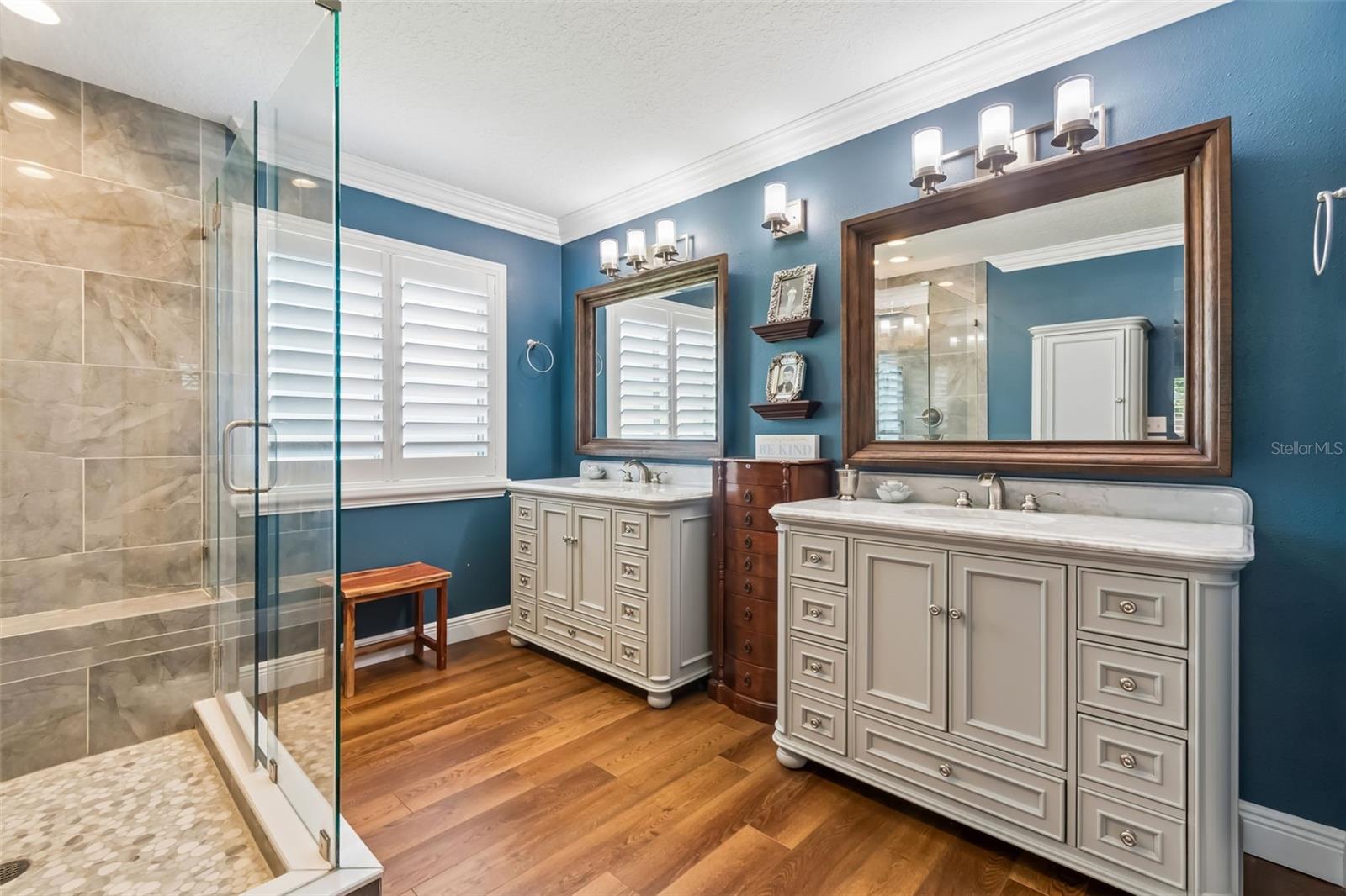 WINDSOR PARK AT THE EAGLES-FI - Residential