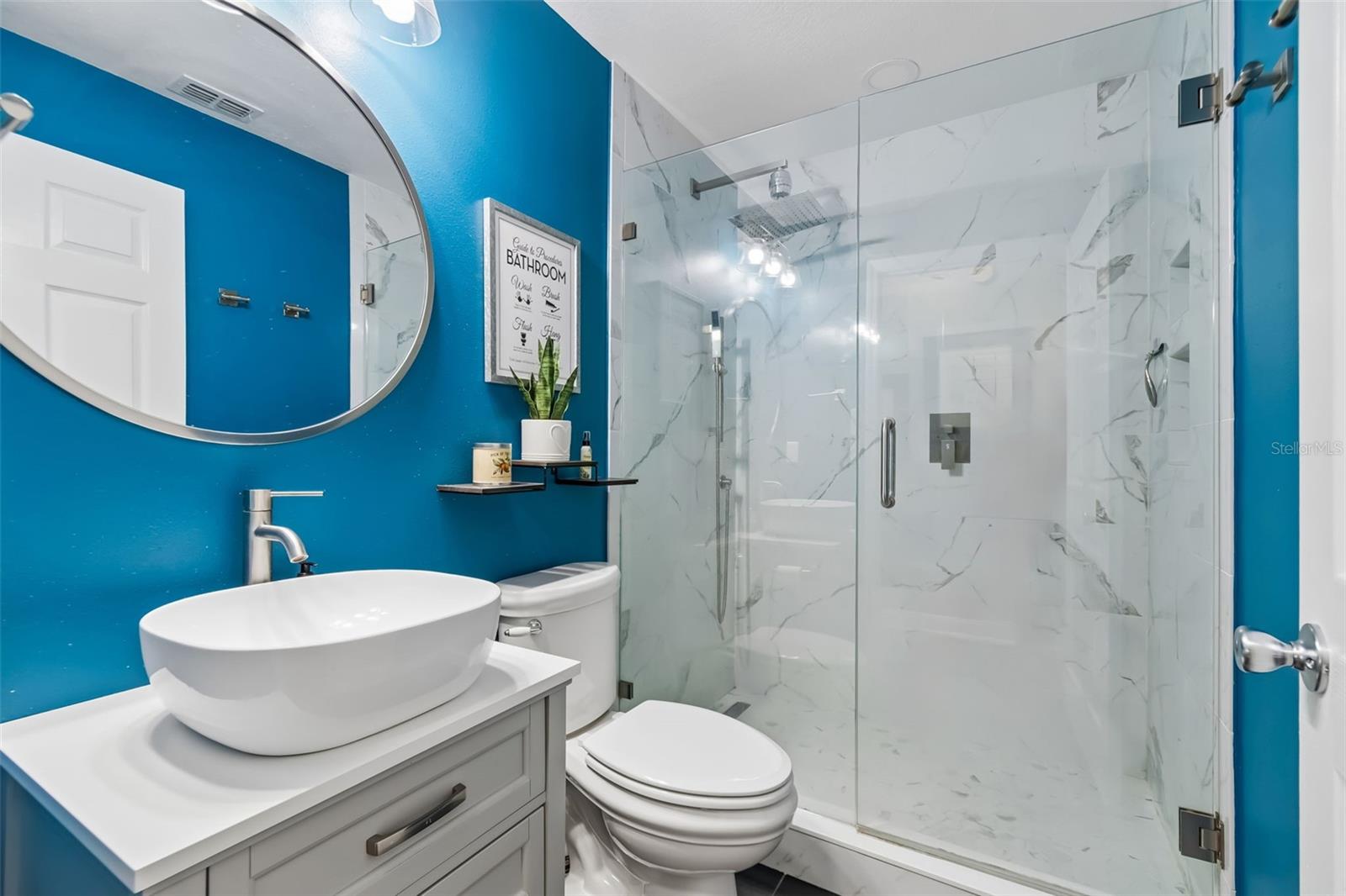 WINDSOR PARK AT THE EAGLES-FI - Residential