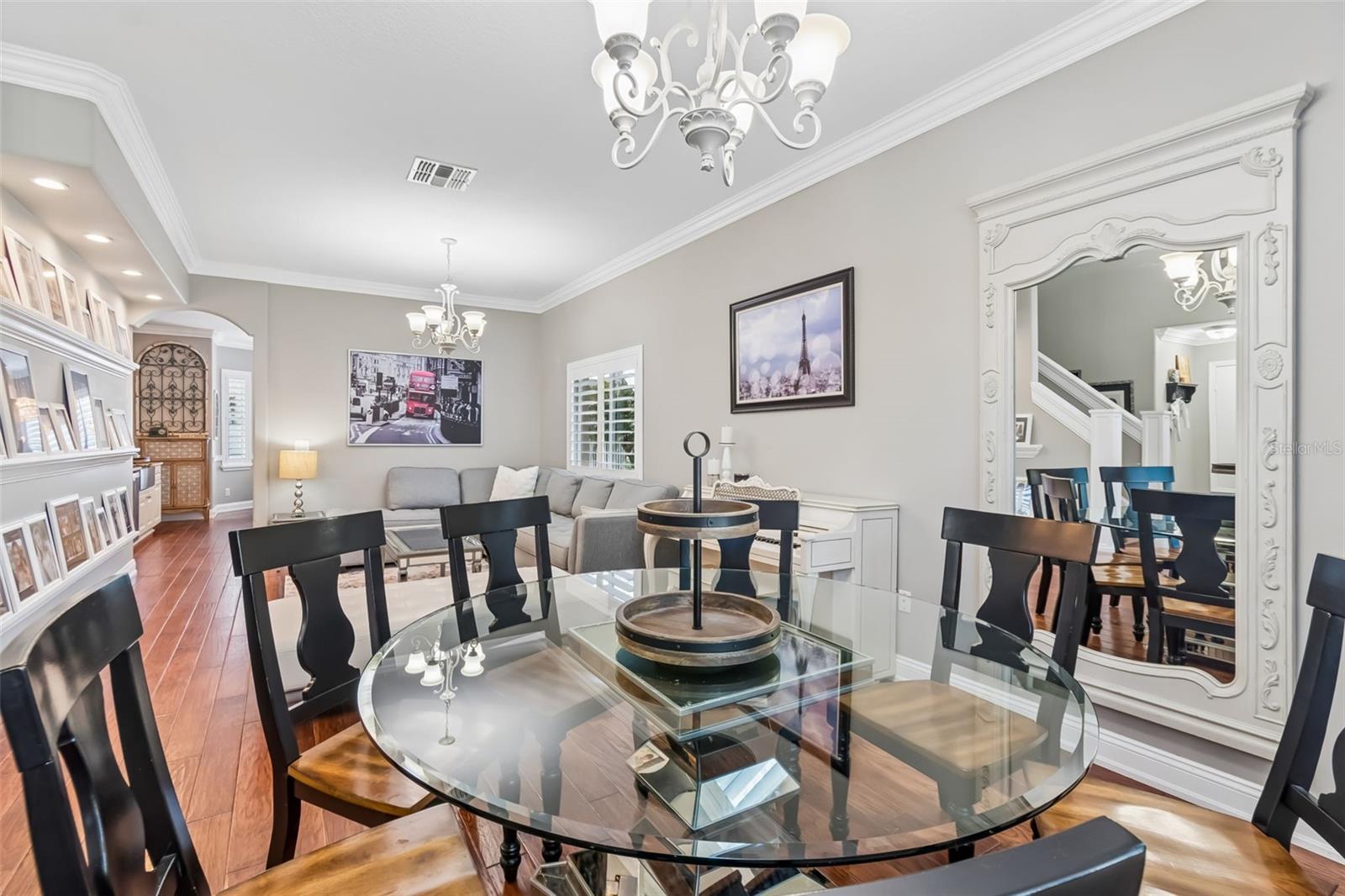 WINDSOR PARK AT THE EAGLES-FI - Residential