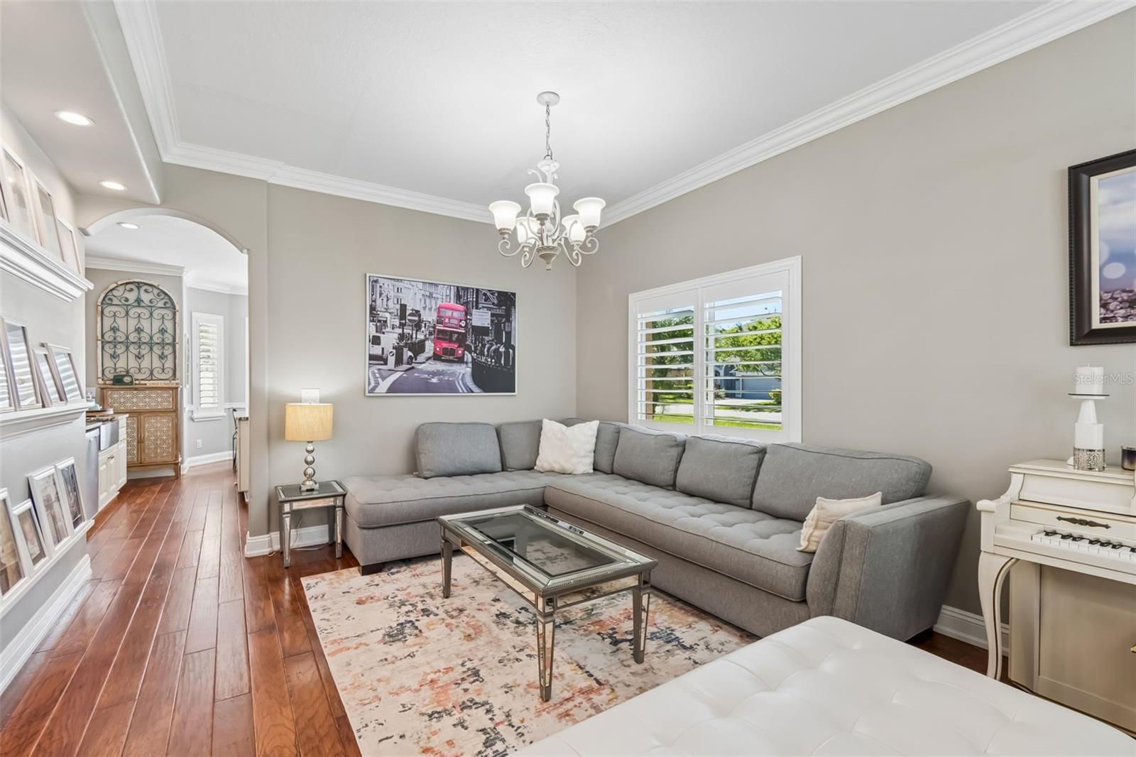 WINDSOR PARK AT THE EAGLES-FI - Residential