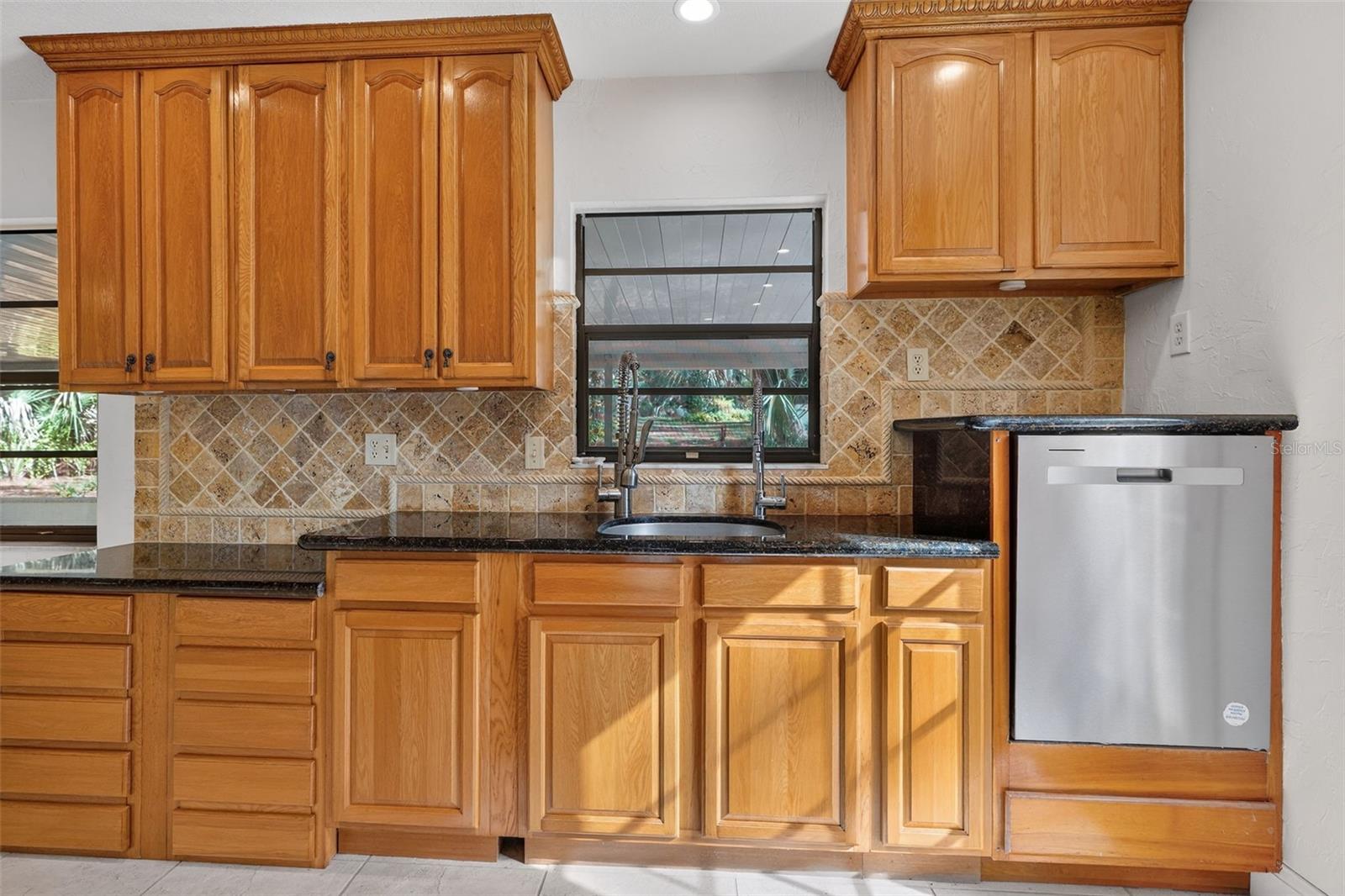 CRYSTAL RIVER CTRY ESTATES - Residential