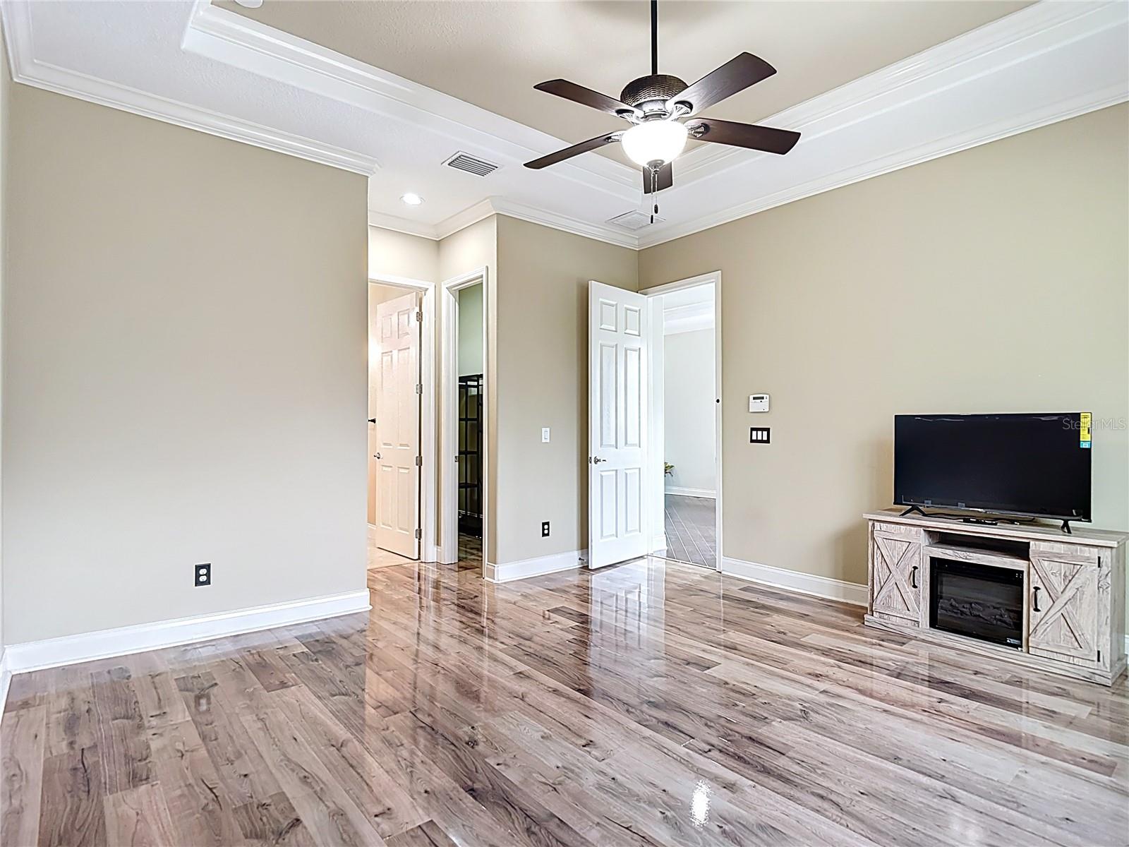 DEVONWOOD RESIDENTIAL - Residential Lease