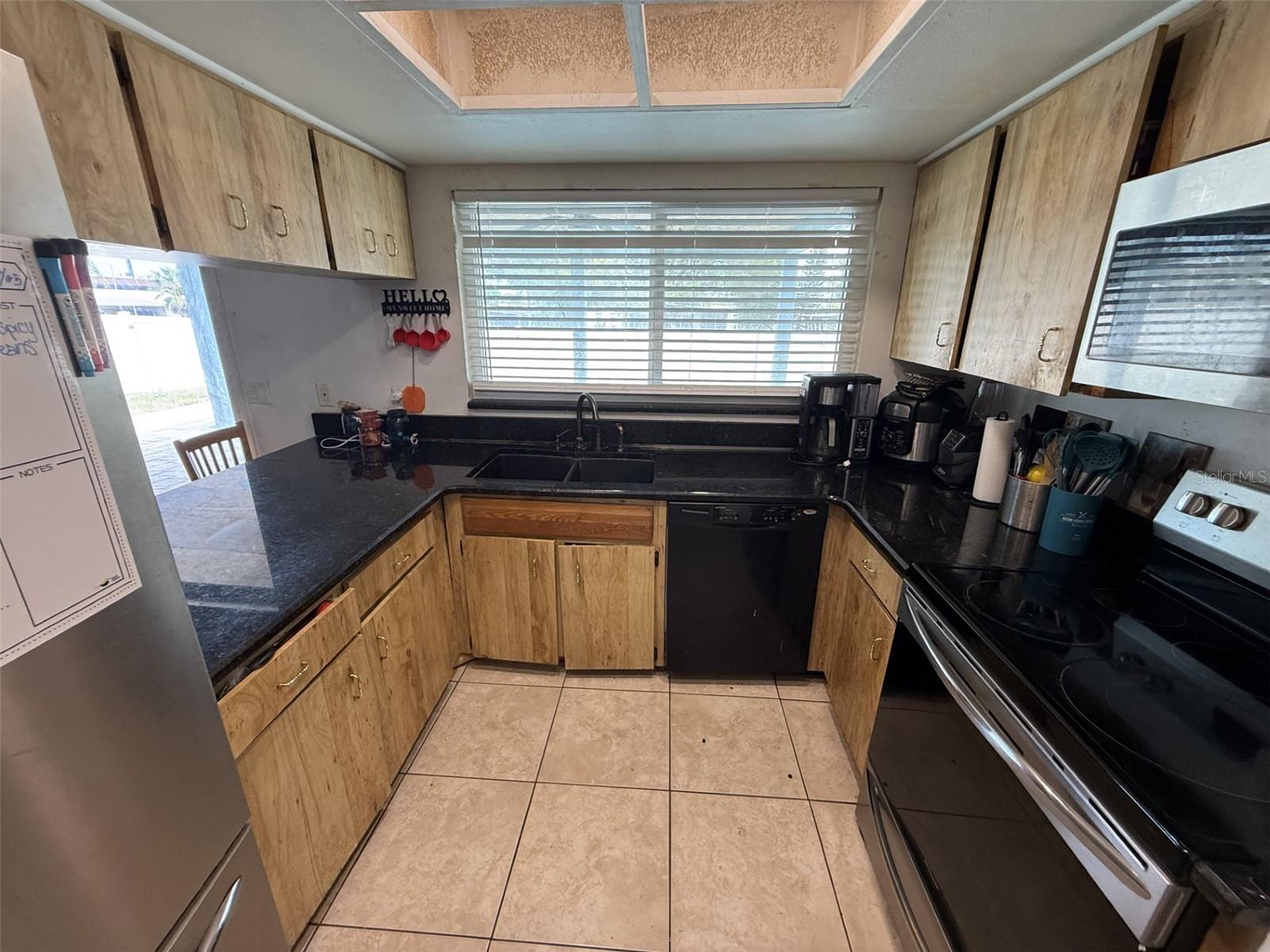 COUNTRY GROVE SUB - Residential