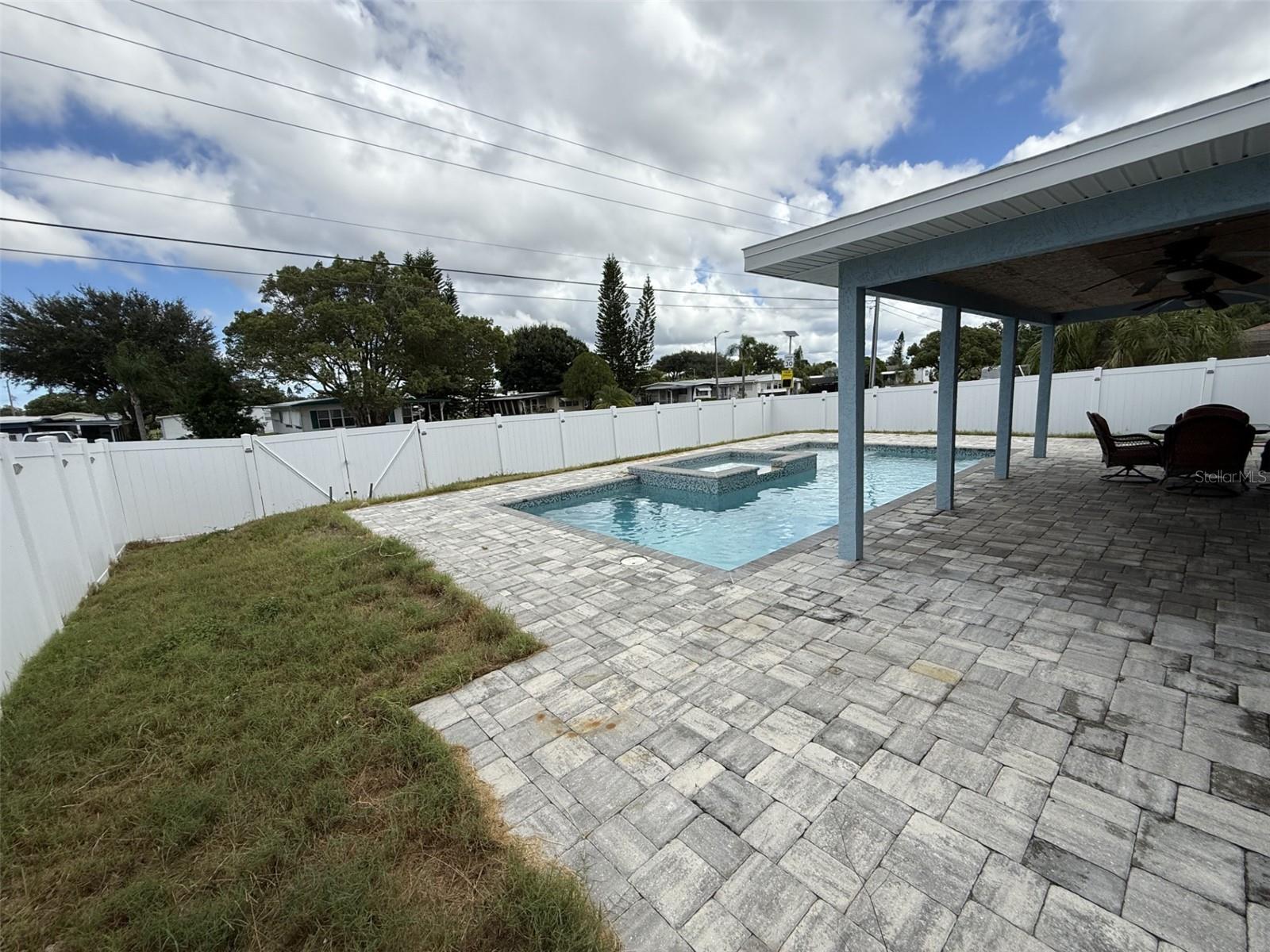 COUNTRY GROVE SUB - Residential
