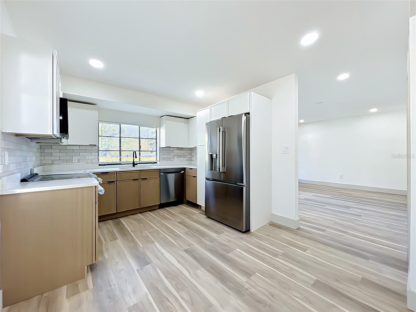 FERN COURT SUB - Residential