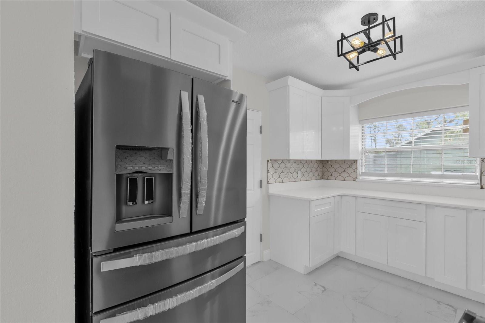 MC NEILS ORANGE VILLA - Residential