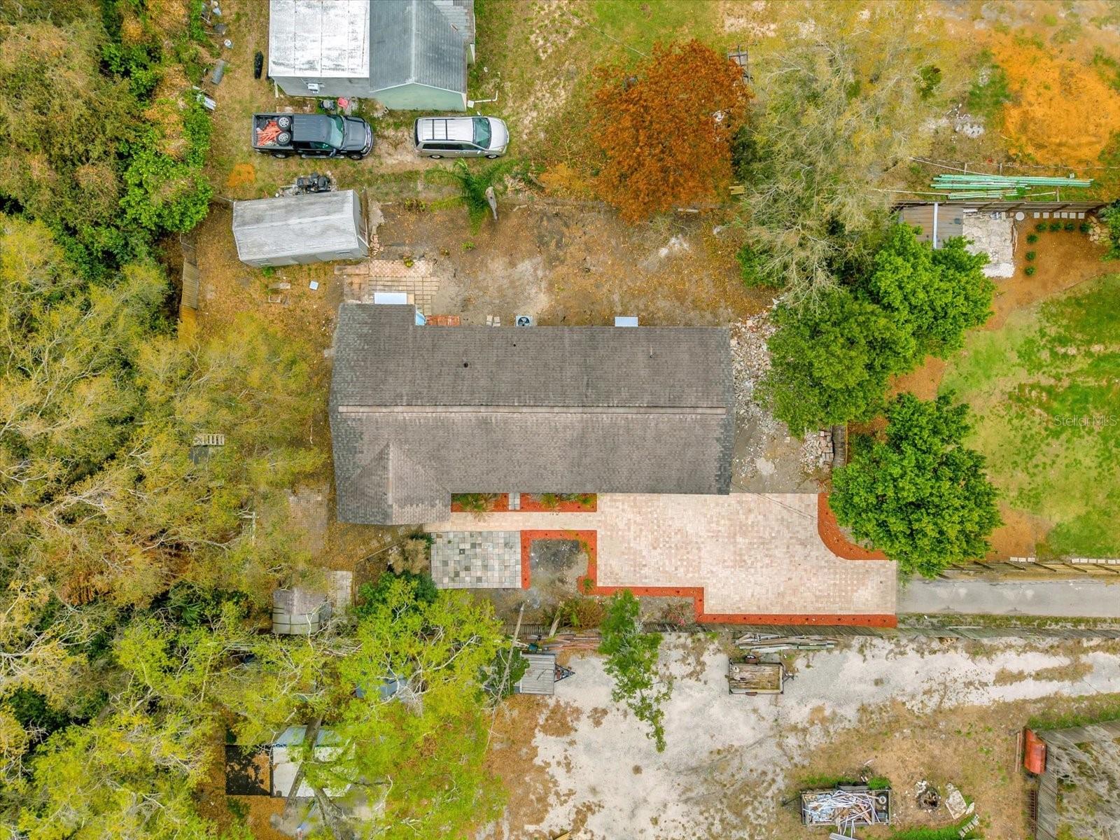 MC NEILS ORANGE VILLA - Residential