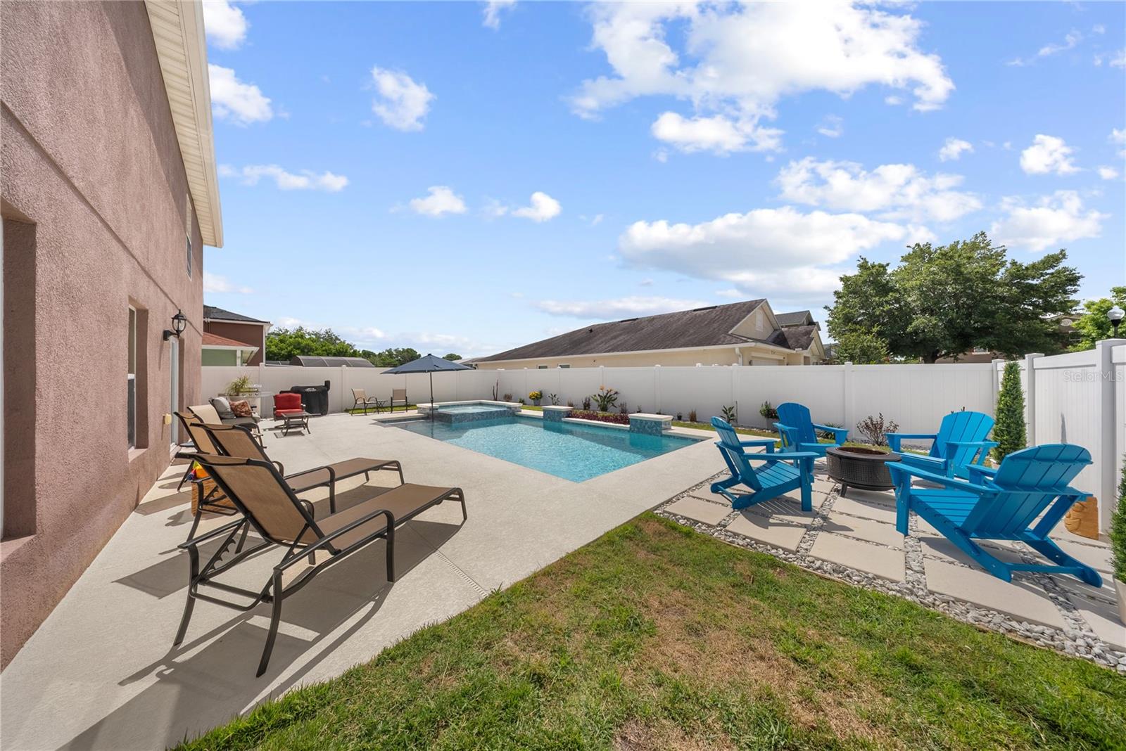 WATERFORD TRAILS PH 02 - Residential