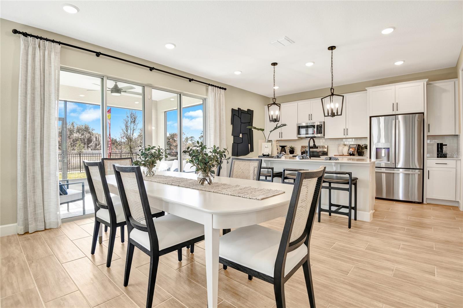 6085 RIVER FARM AVENUE