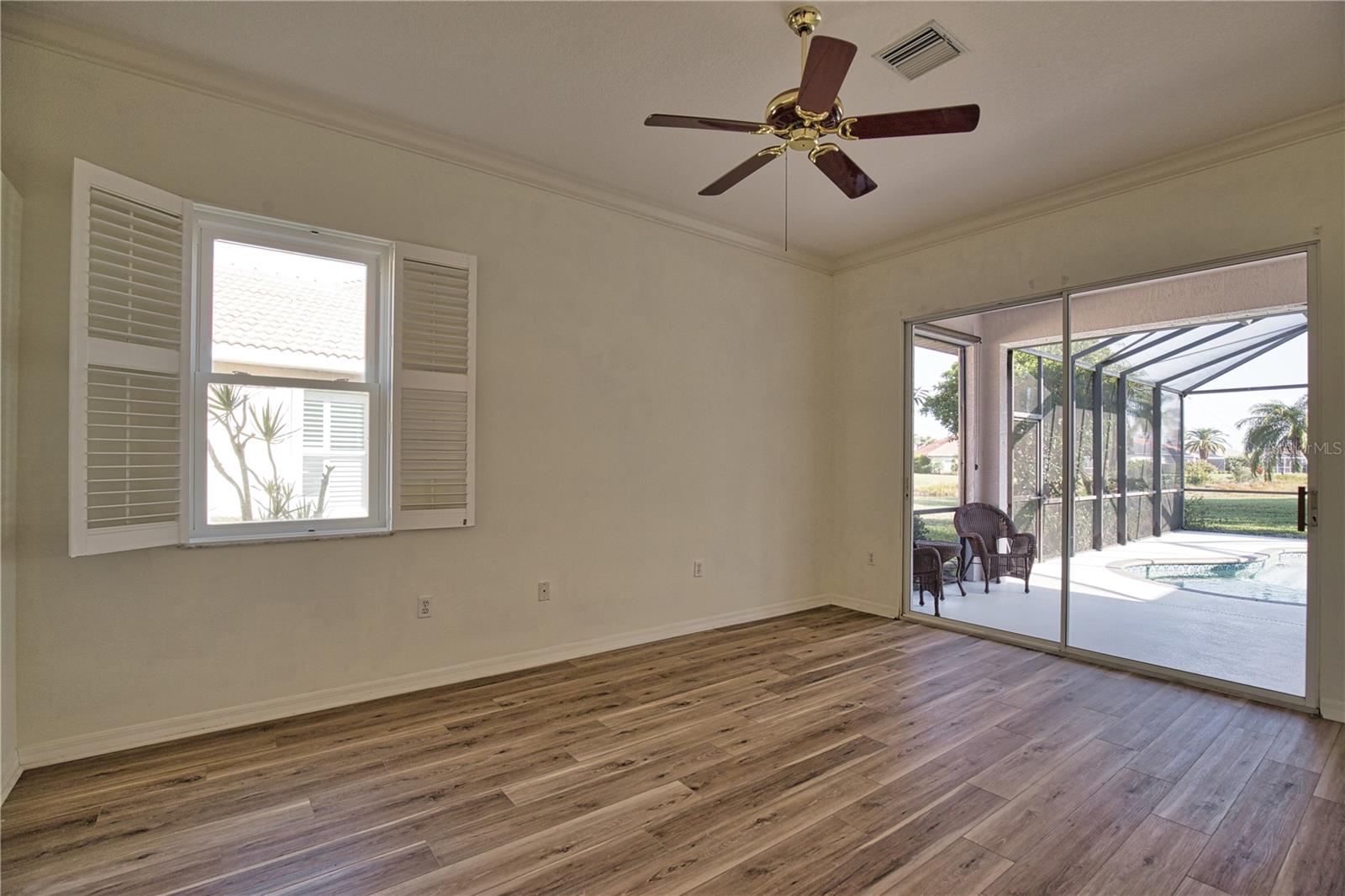 THE LAKES OF JACARANDA - Residential