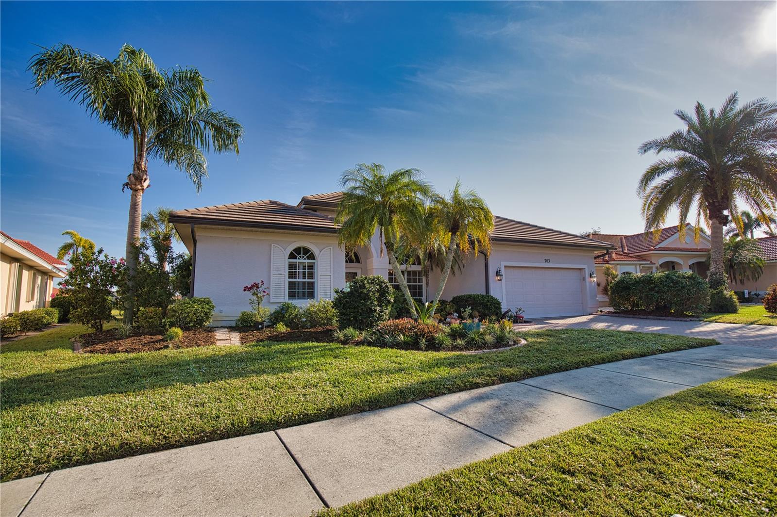 THE LAKES OF JACARANDA - Residential