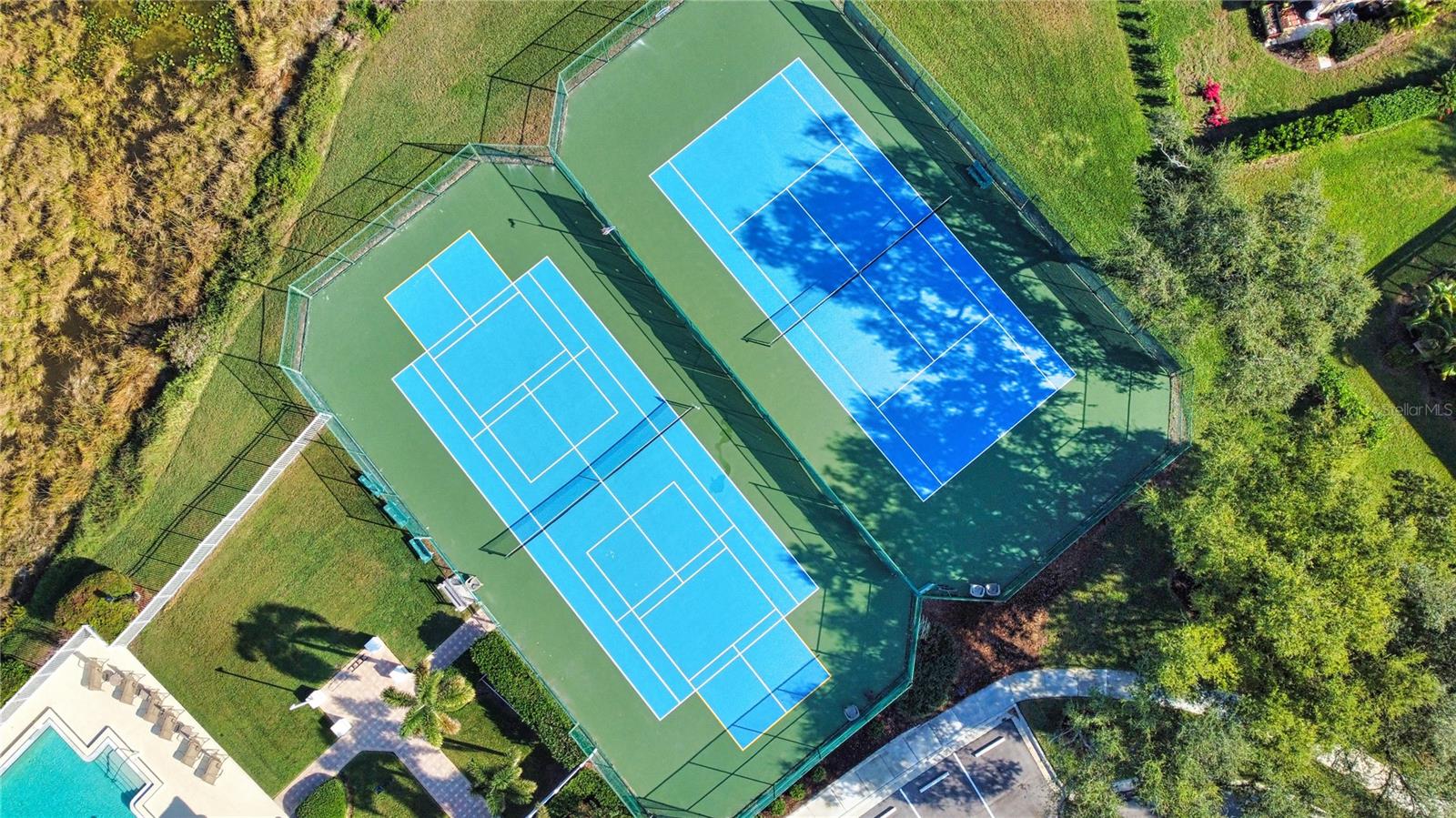 THE LAKES OF JACARANDA - Residential