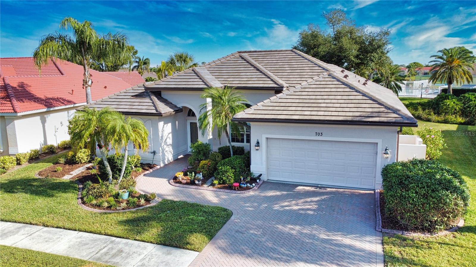 THE LAKES OF JACARANDA - Residential