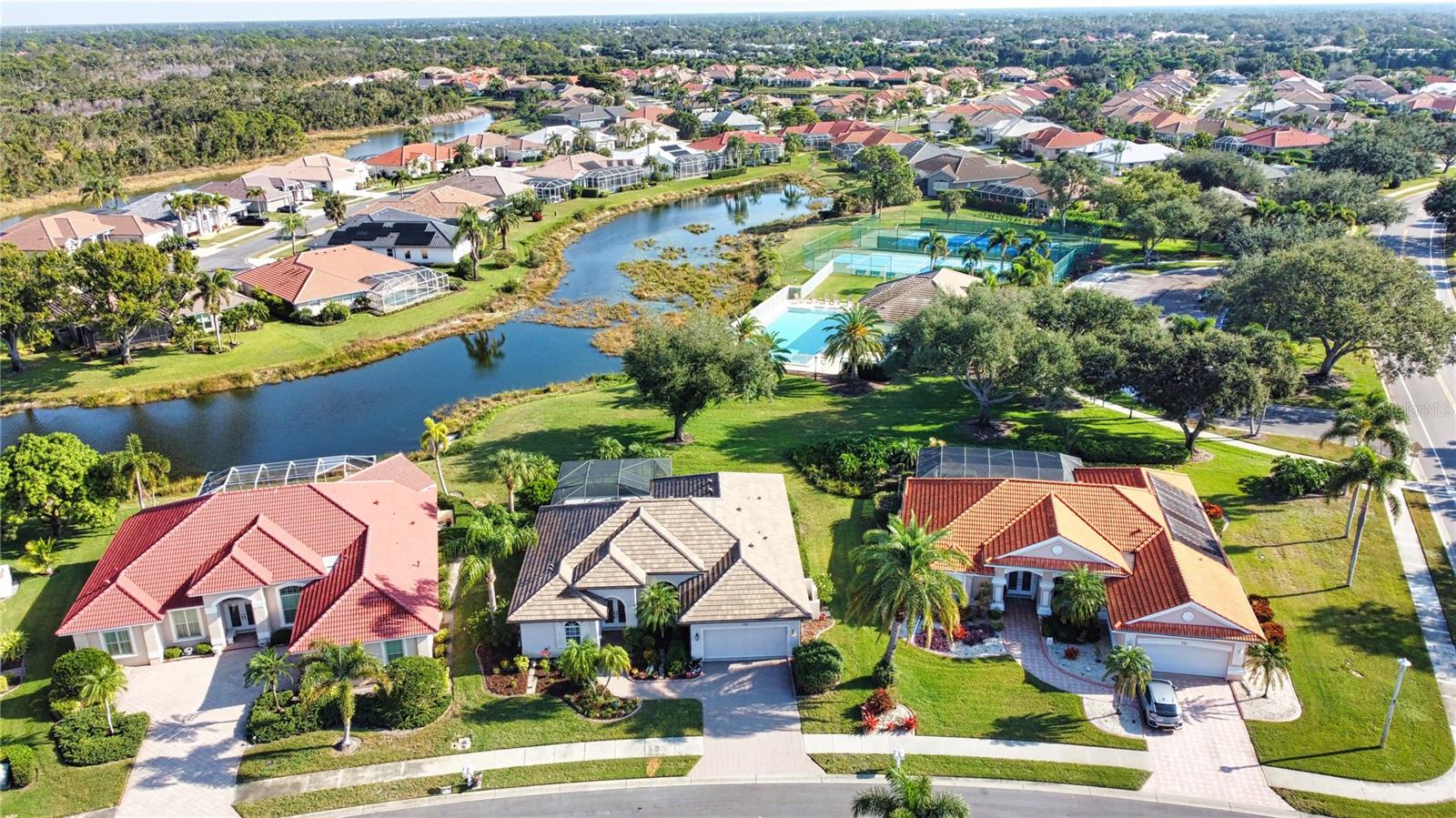 THE LAKES OF JACARANDA - Residential