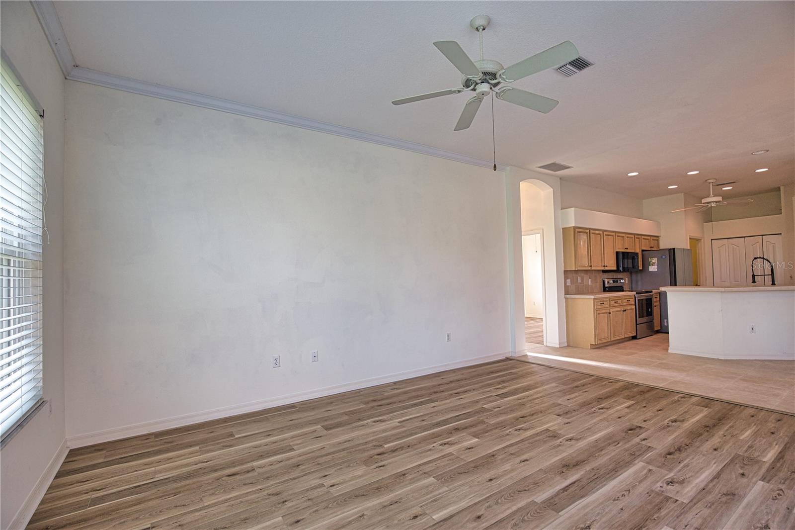 THE LAKES OF JACARANDA - Residential