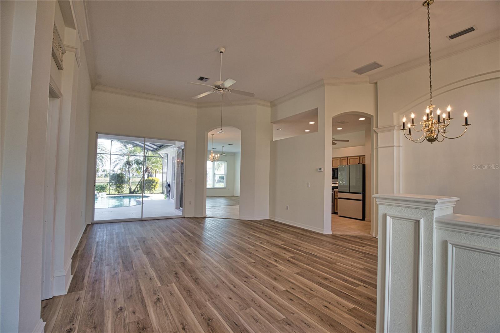 THE LAKES OF JACARANDA - Residential