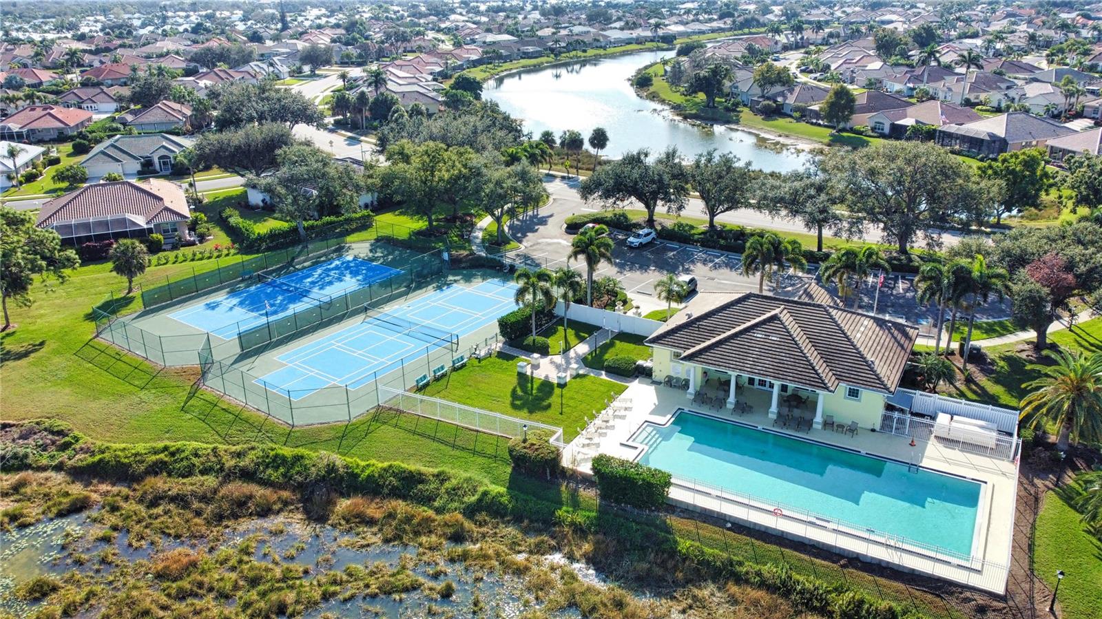 THE LAKES OF JACARANDA - Residential