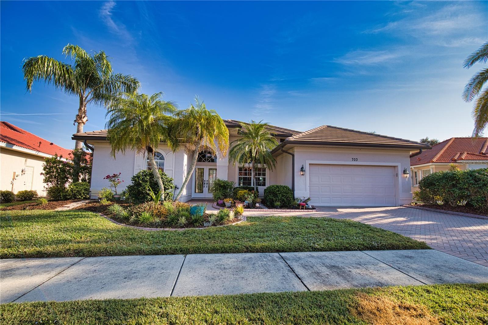 THE LAKES OF JACARANDA - Residential