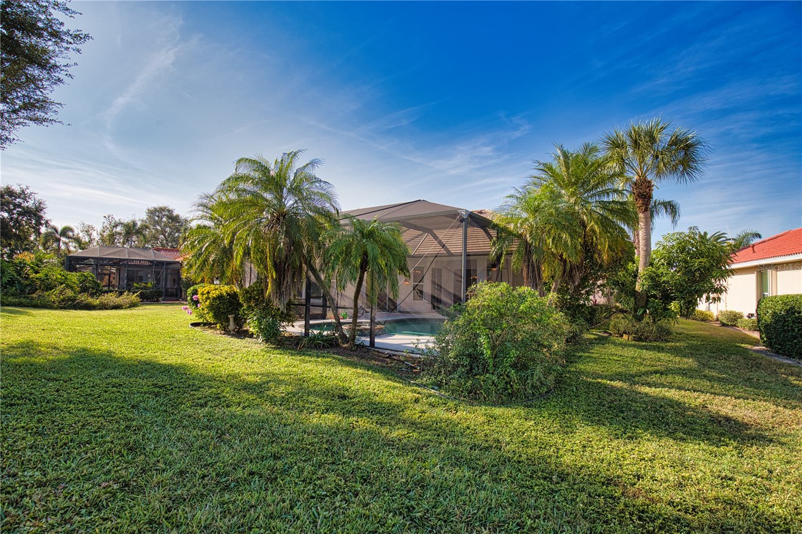 THE LAKES OF JACARANDA - Residential