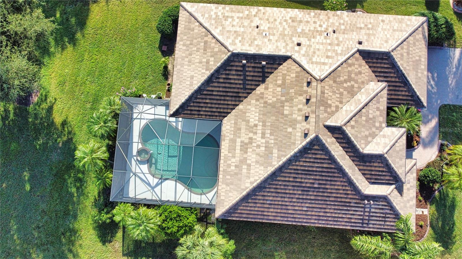 THE LAKES OF JACARANDA - Residential